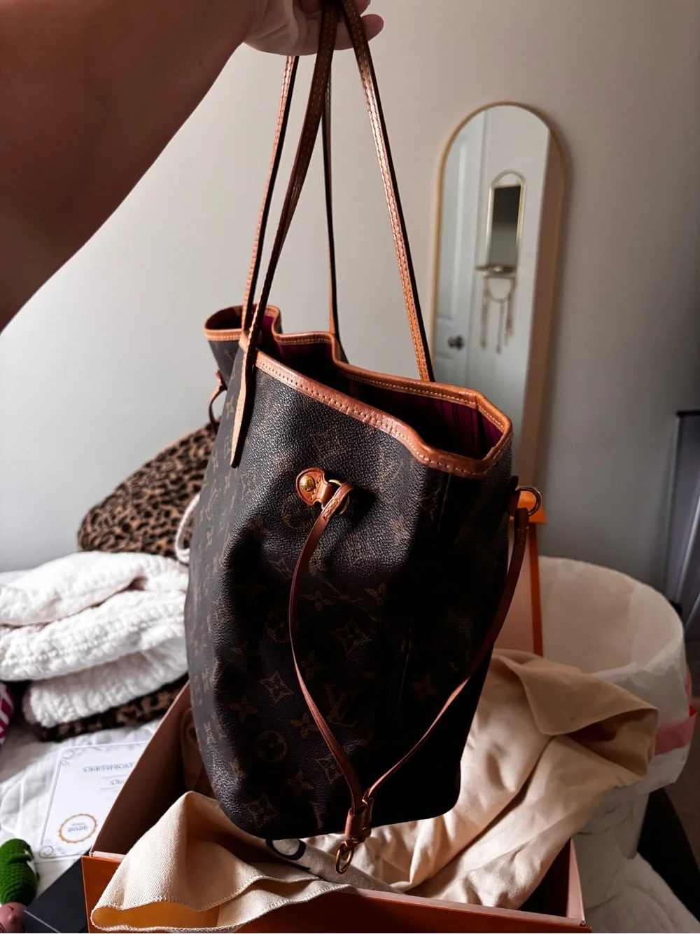 Louis Vuitton Monogram Canvas Tote in Brown